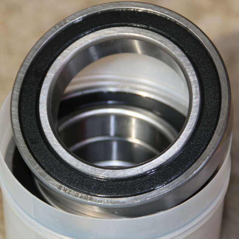 轴承，型号：6010-2RS.jpg