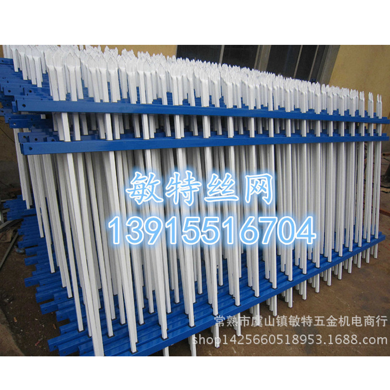 安平铁艺护栏体育场护栏网工厂学校护栏网03.jpg
